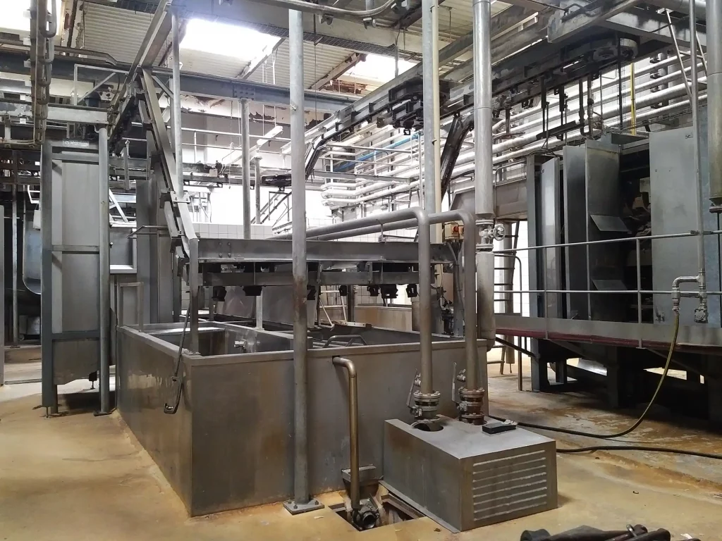 Schleppbrühtank-für-Schweine_MECANOVA